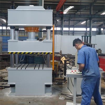 100噸三樑四柱液壓機