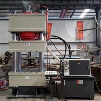 300噸三樑四柱液壓機